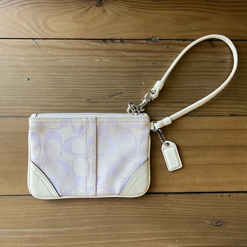 Coach Wristlet (Vintage) in Lavender and White